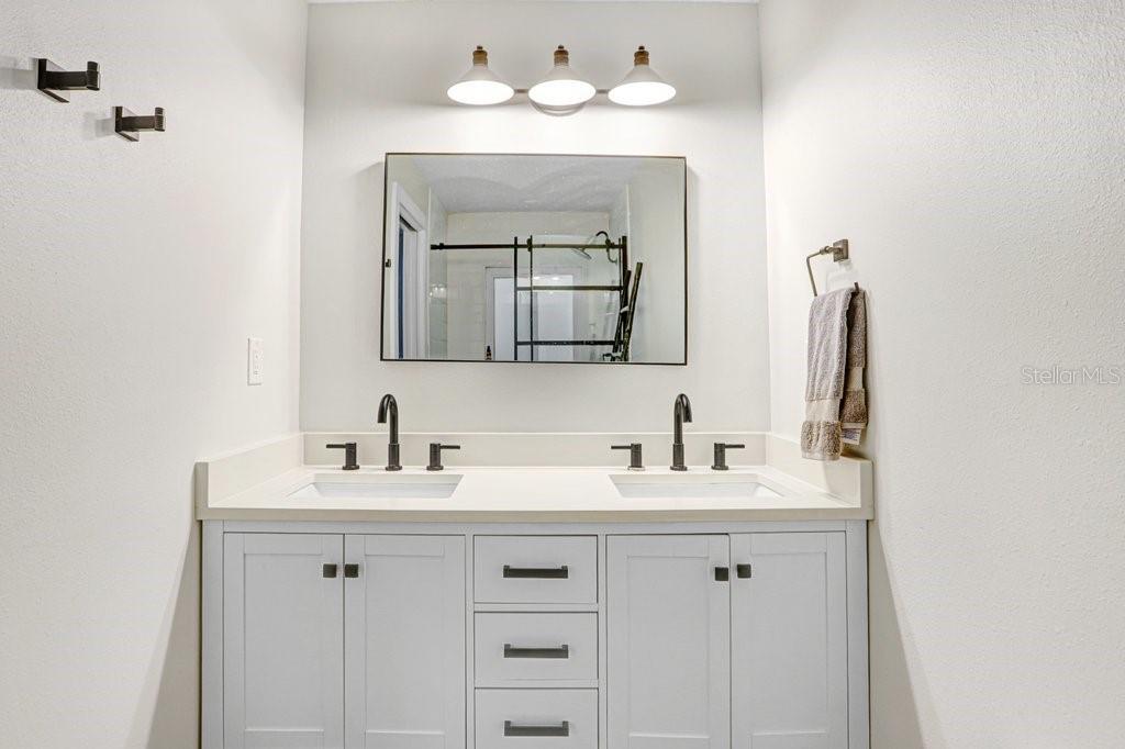 Image 19 of 31 For 6703 River Boulevard