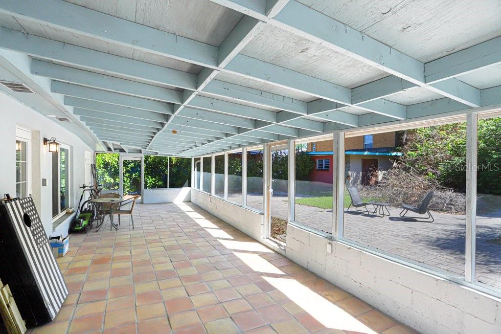 Image 27 of 31 For 6703 River Boulevard