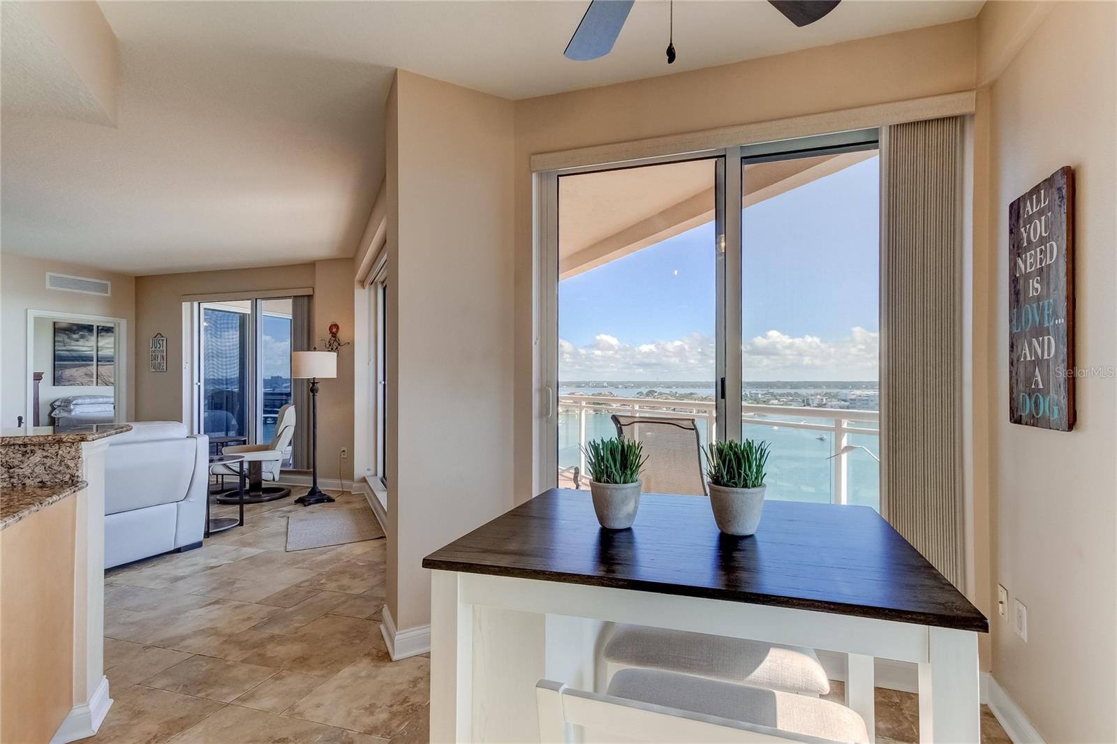 Image 18 of 25 For 521 Mandalay Avenue 1109