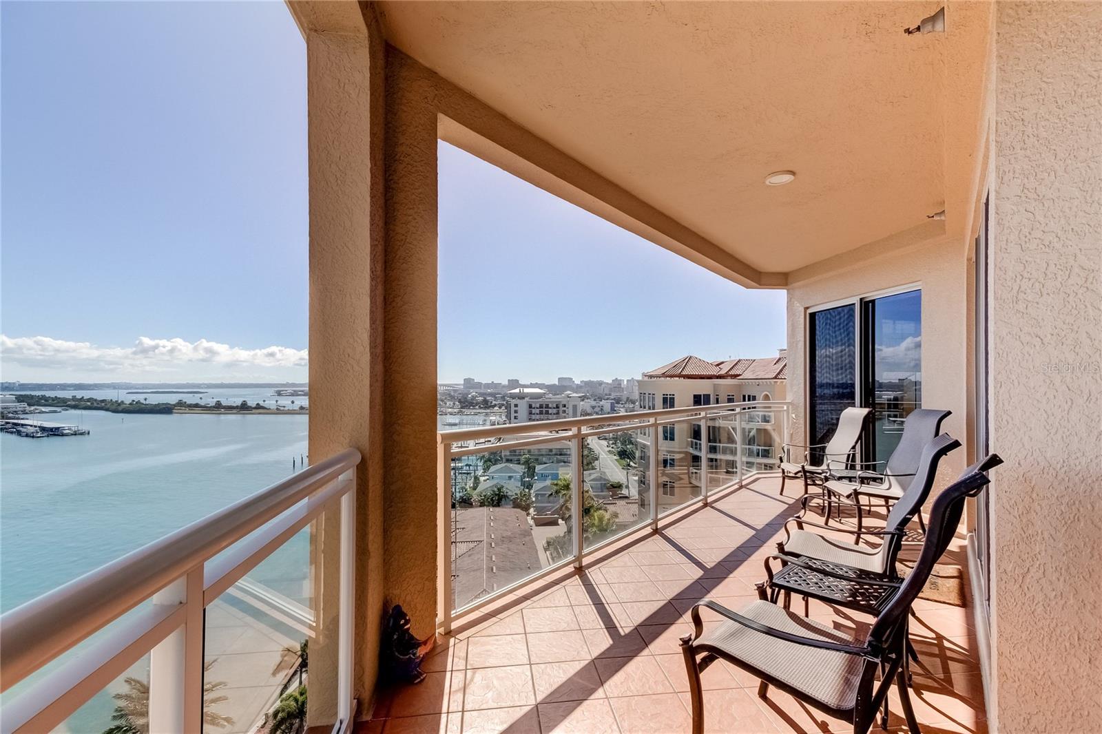 Image 2 of 25 For 521 Mandalay Avenue 1109