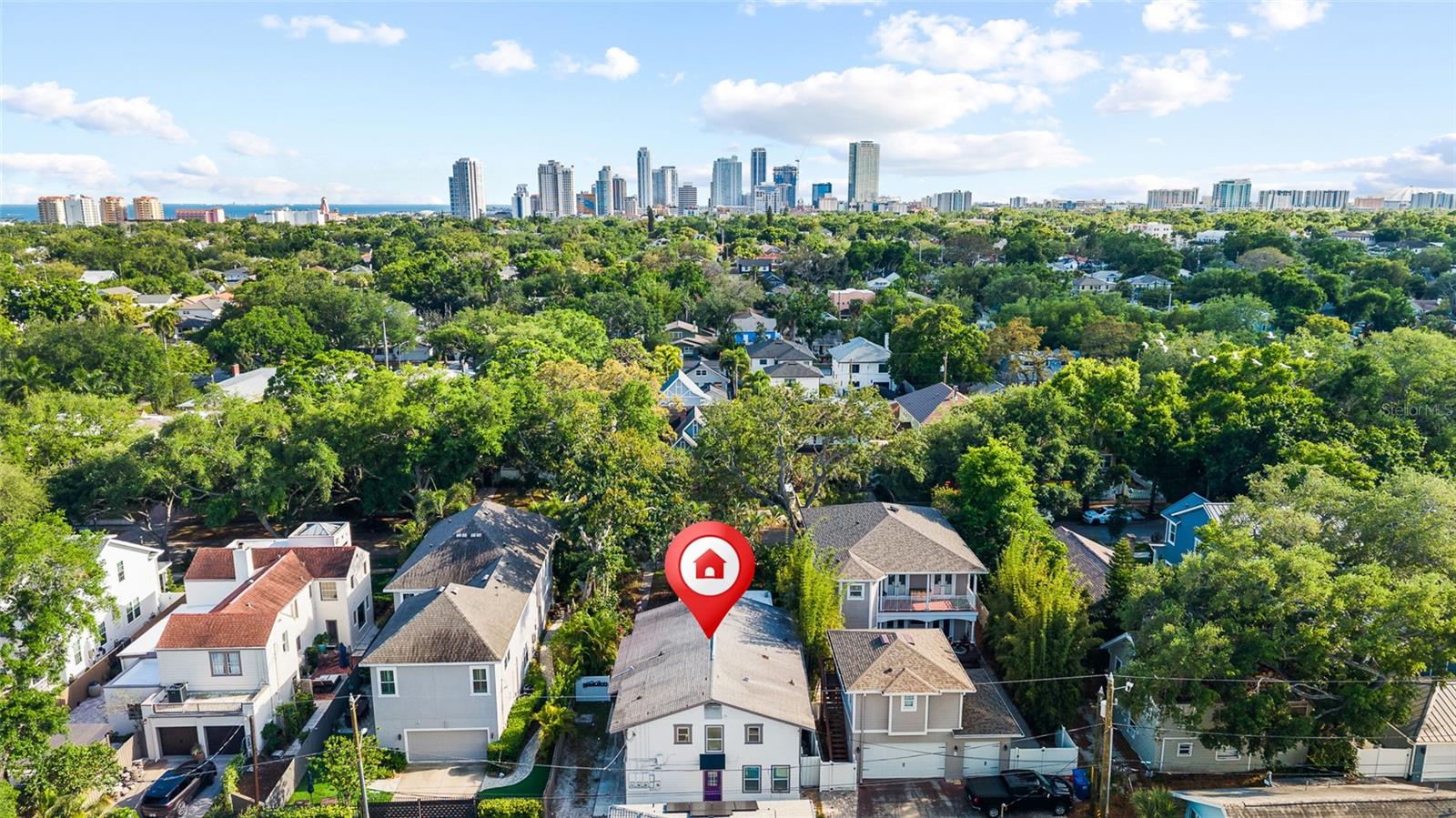 Image 3 of 21 For 121 18th Avenue N