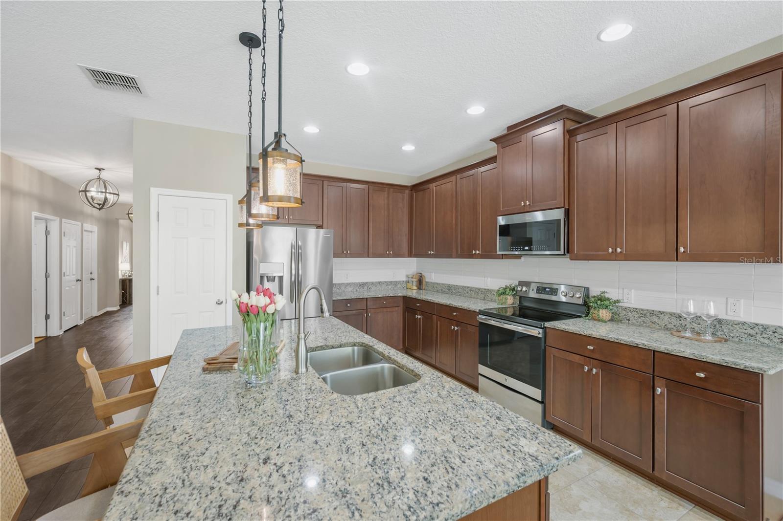 Image 13 of 38 For 11450 Amapola Bloom Court