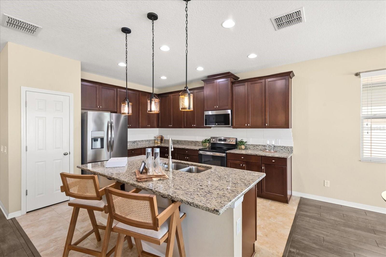 Image 8 of 38 For 11450 Amapola Bloom Court