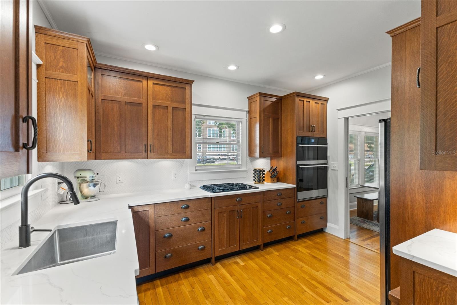 Image 13 of 45 For 5101 Seminole Avenue