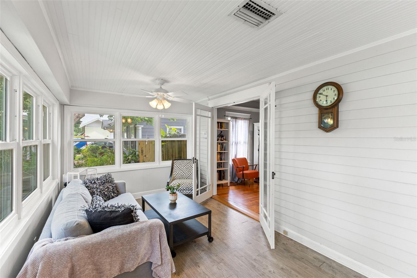 Image 20 of 45 For 5101 Seminole Avenue