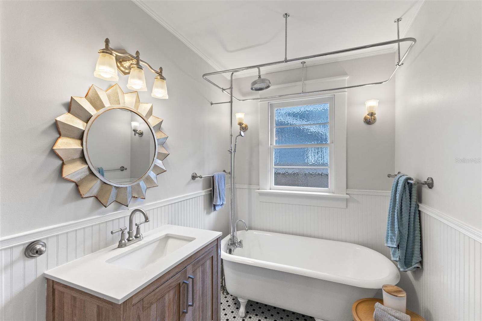 Image 32 of 45 For 5101 Seminole Avenue