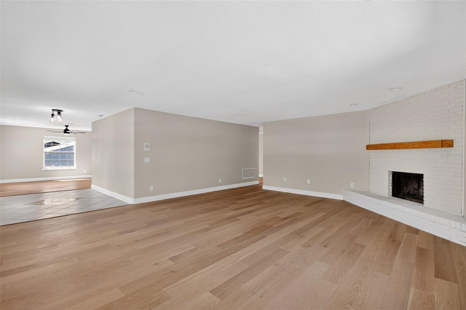 Image 12 of 60 For 1002 Oakdale Street