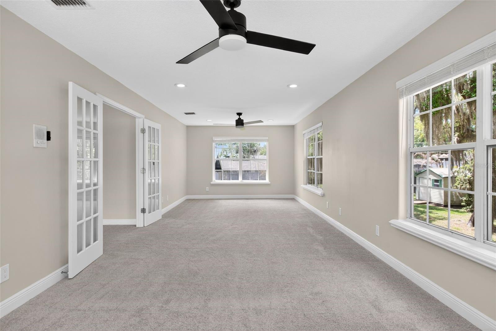 Image 42 of 60 For 1002 Oakdale Street