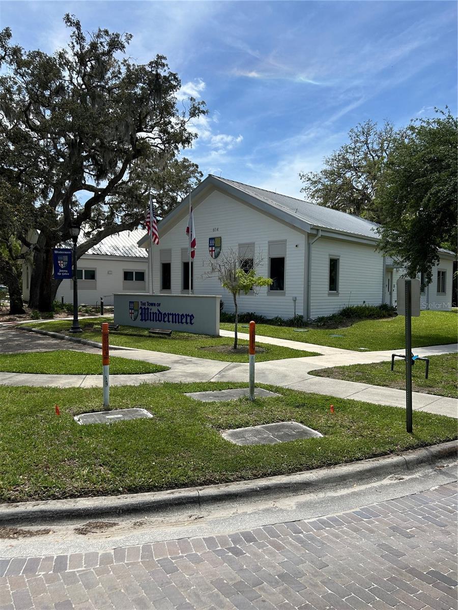 Image 57 of 60 For 1002 Oakdale Street