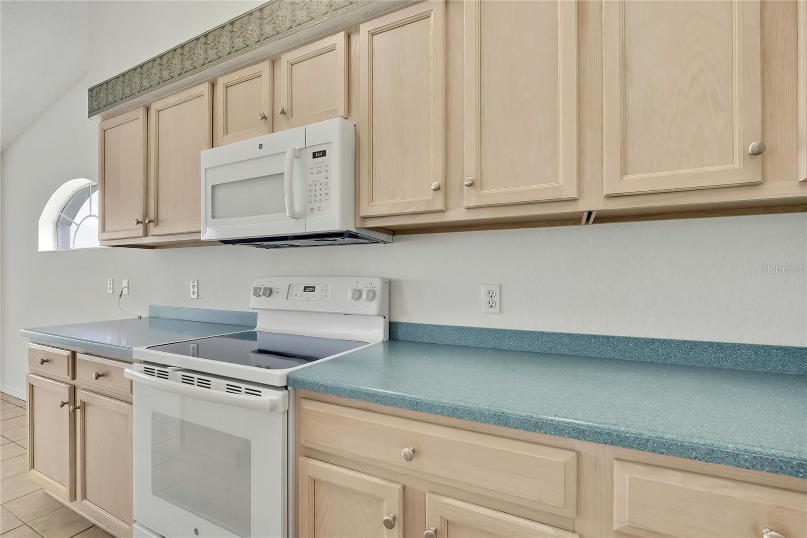 Image 16 of 55 For 11203 Sun Tree Road