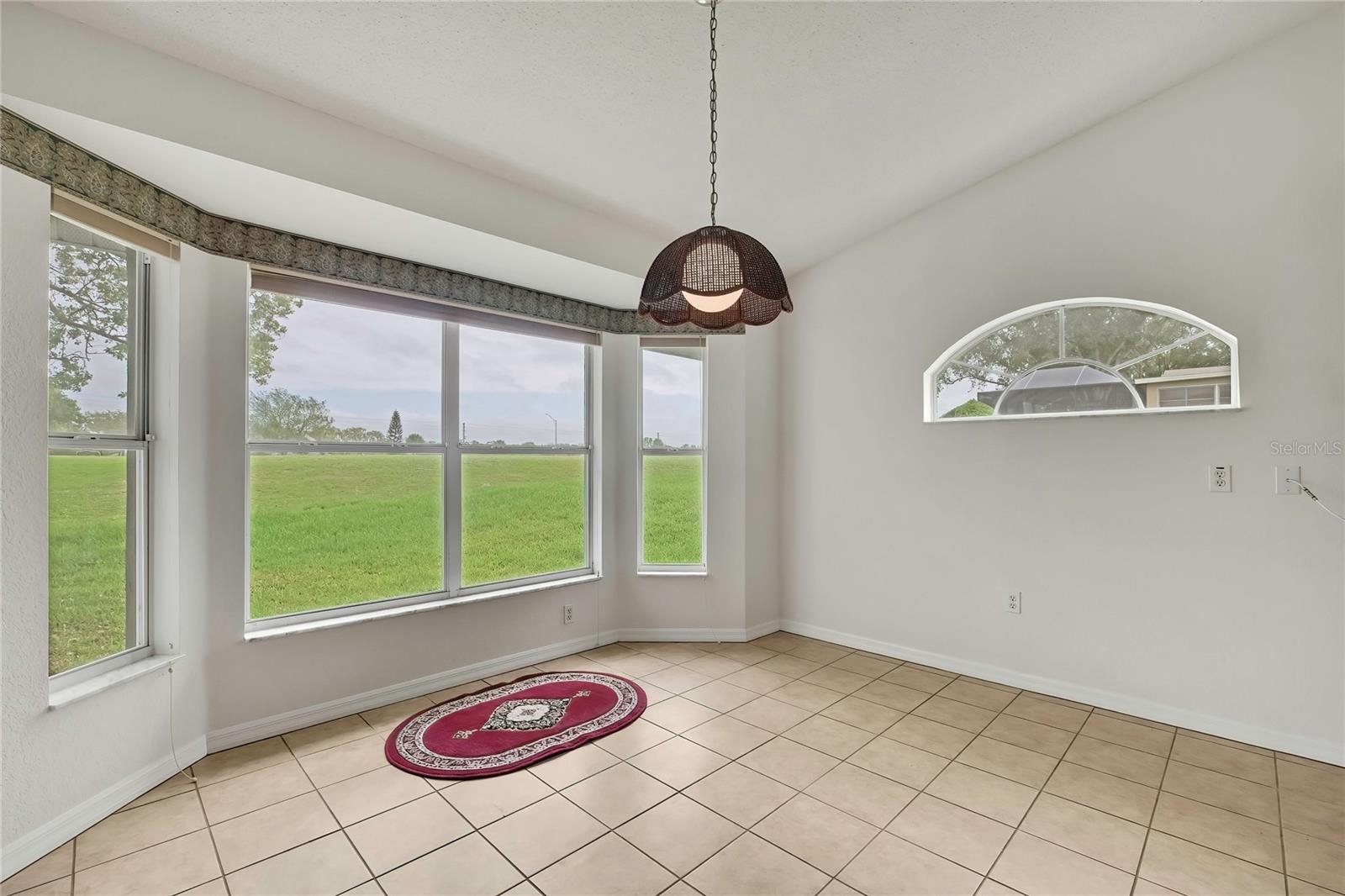 Image 17 of 55 For 11203 Sun Tree Road