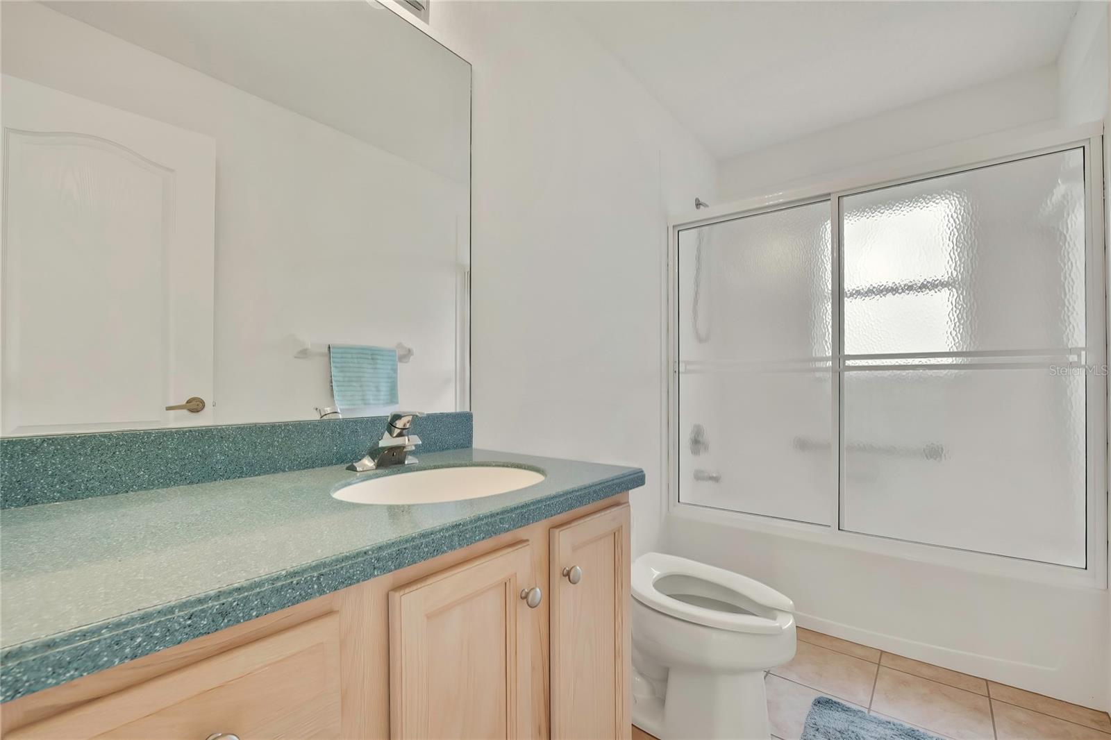 Image 21 of 55 For 11203 Sun Tree Road