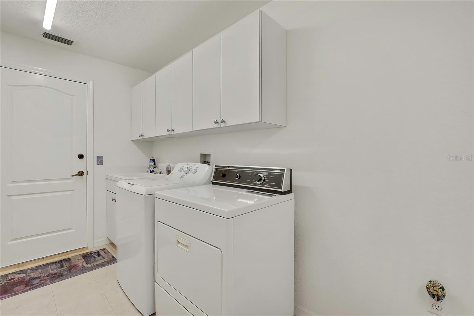 Image 24 of 55 For 11203 Sun Tree Road