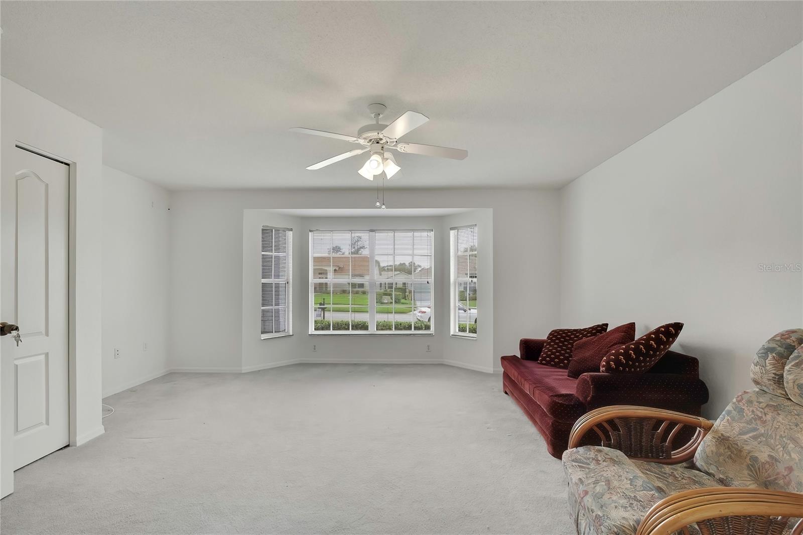 Image 28 of 55 For 11203 Sun Tree Road