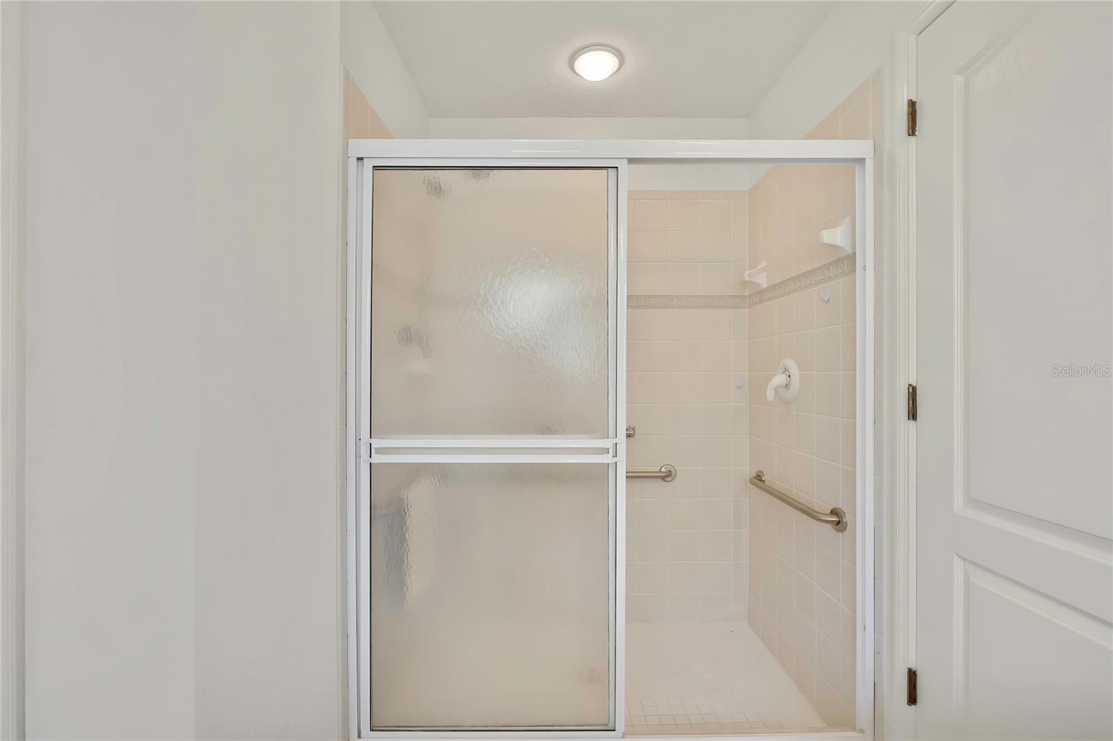 Image 31 of 55 For 11203 Sun Tree Road