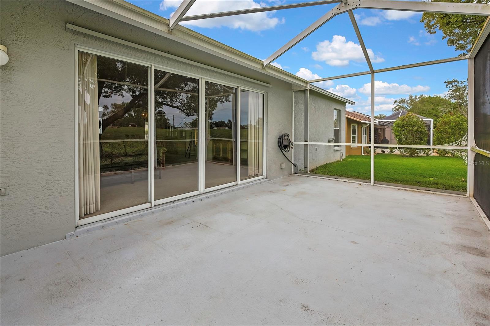 Image 37 of 55 For 11203 Sun Tree Road