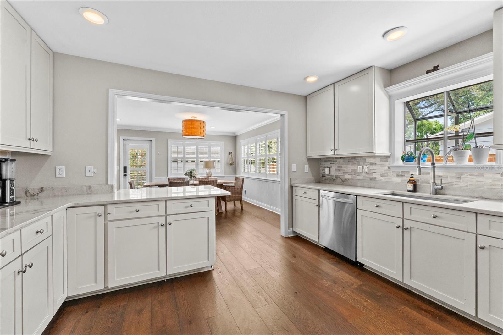 Image 11 of 54 For 1107 Dunbar Avenue