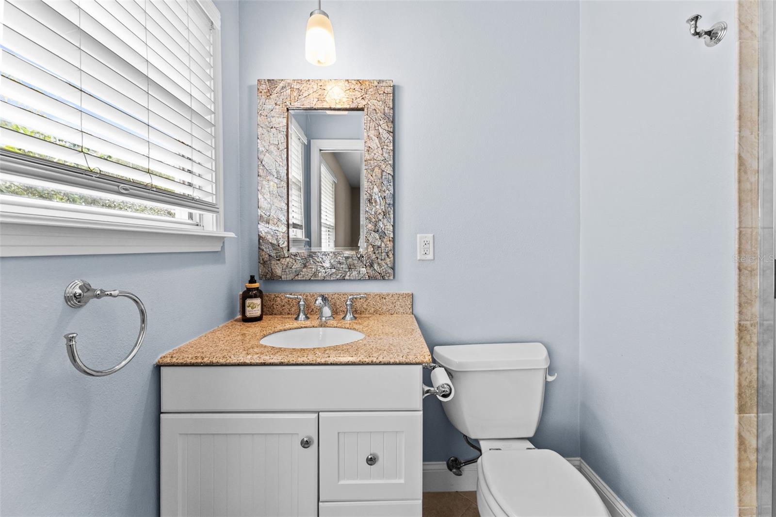 Image 18 of 54 For 1107 Dunbar Avenue