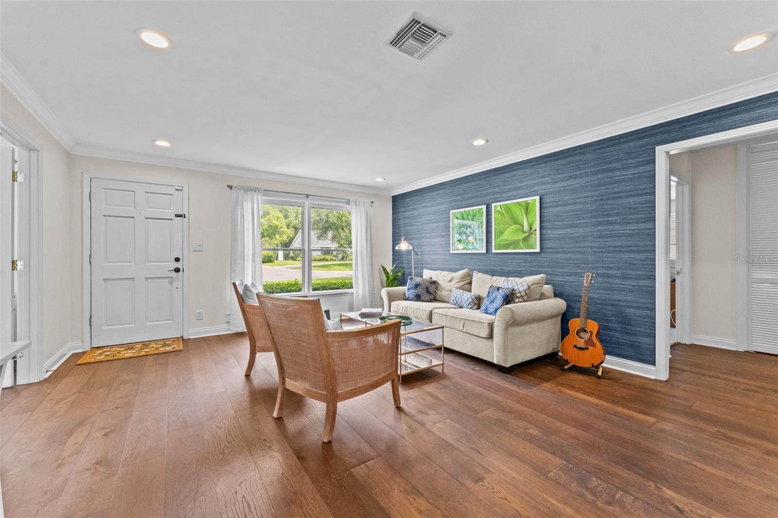 Image 3 of 54 For 1107 Dunbar Avenue