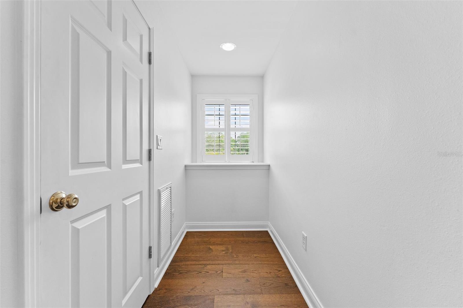 Image 35 of 54 For 1107 Dunbar Avenue