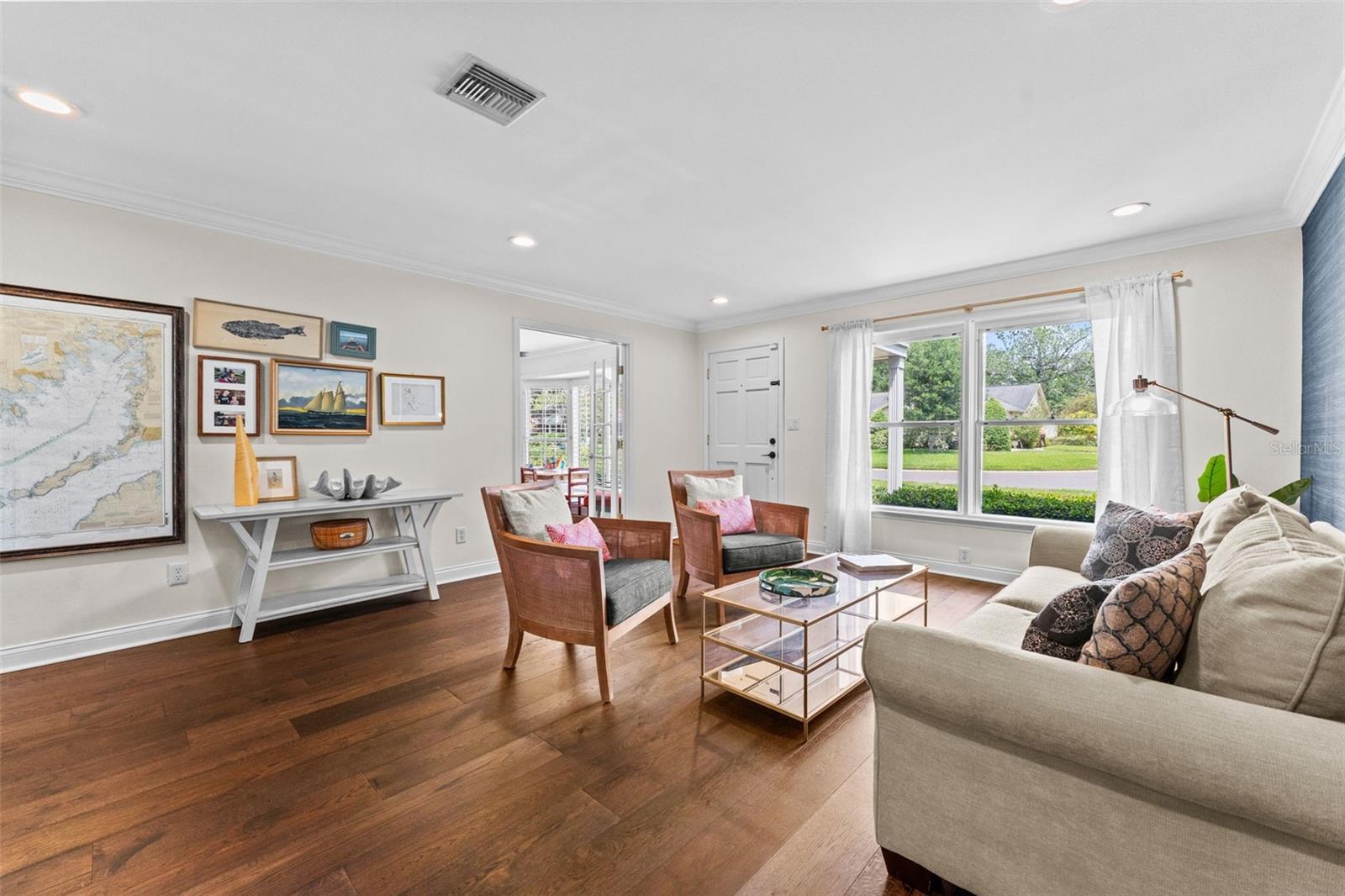 Image 4 of 54 For 1107 Dunbar Avenue