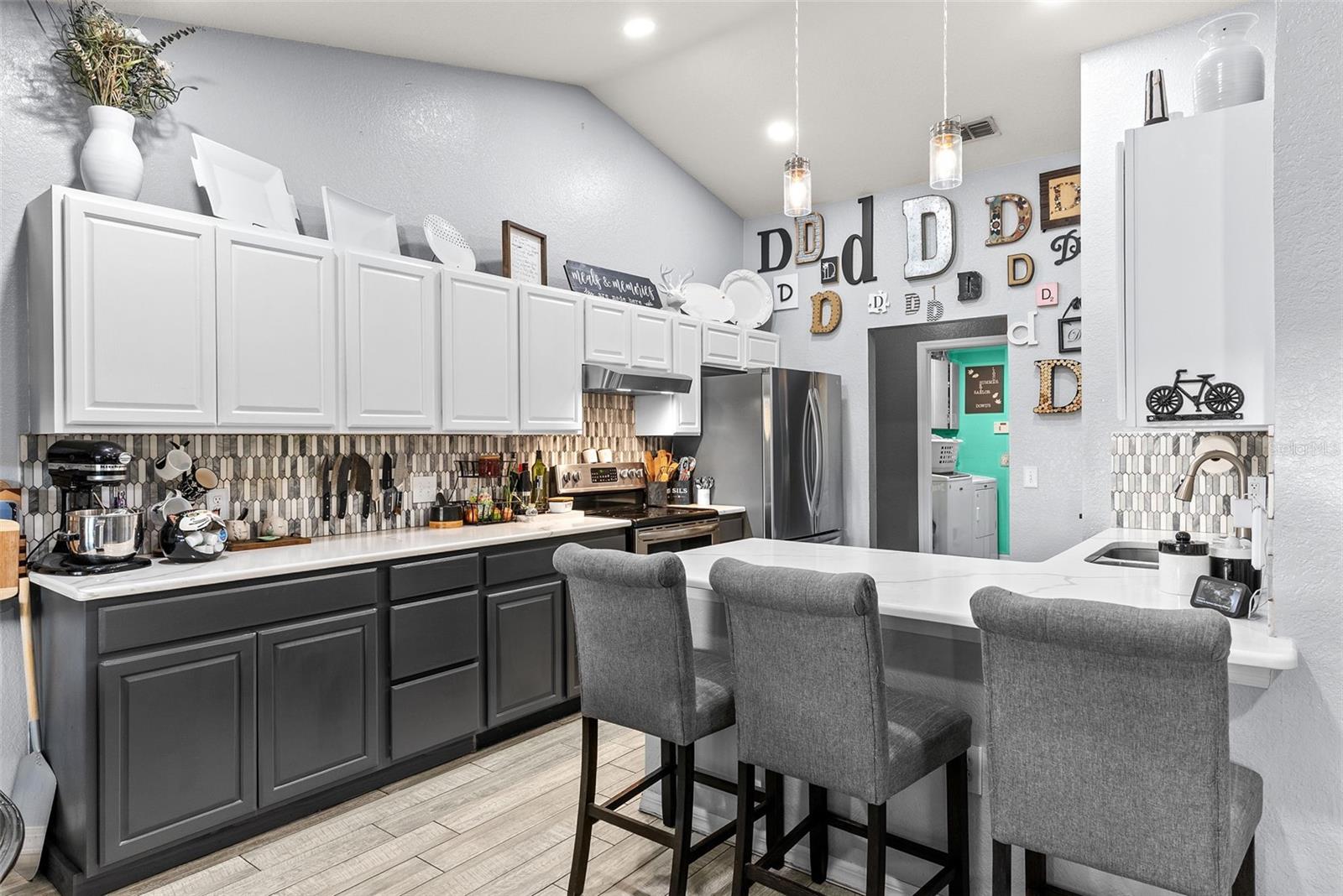 Image 9 of 35 For 6789 Canbury Drive