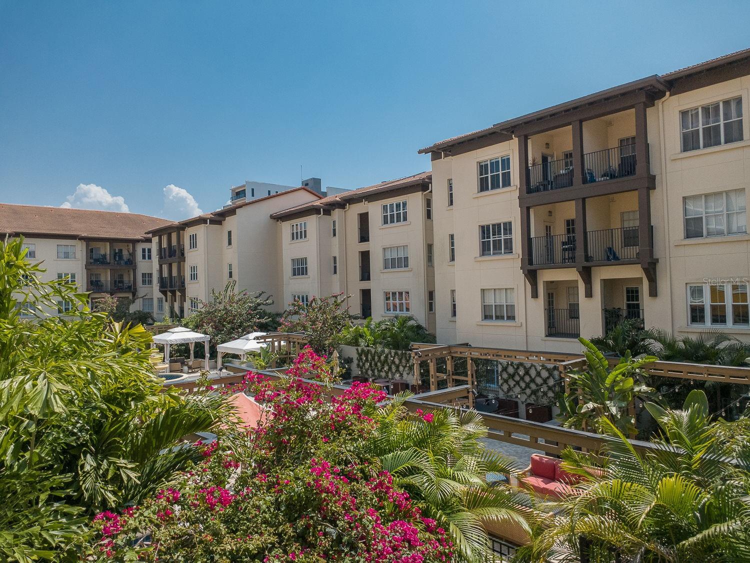 Image 16 of 74 For 200 4th Avenue S 229