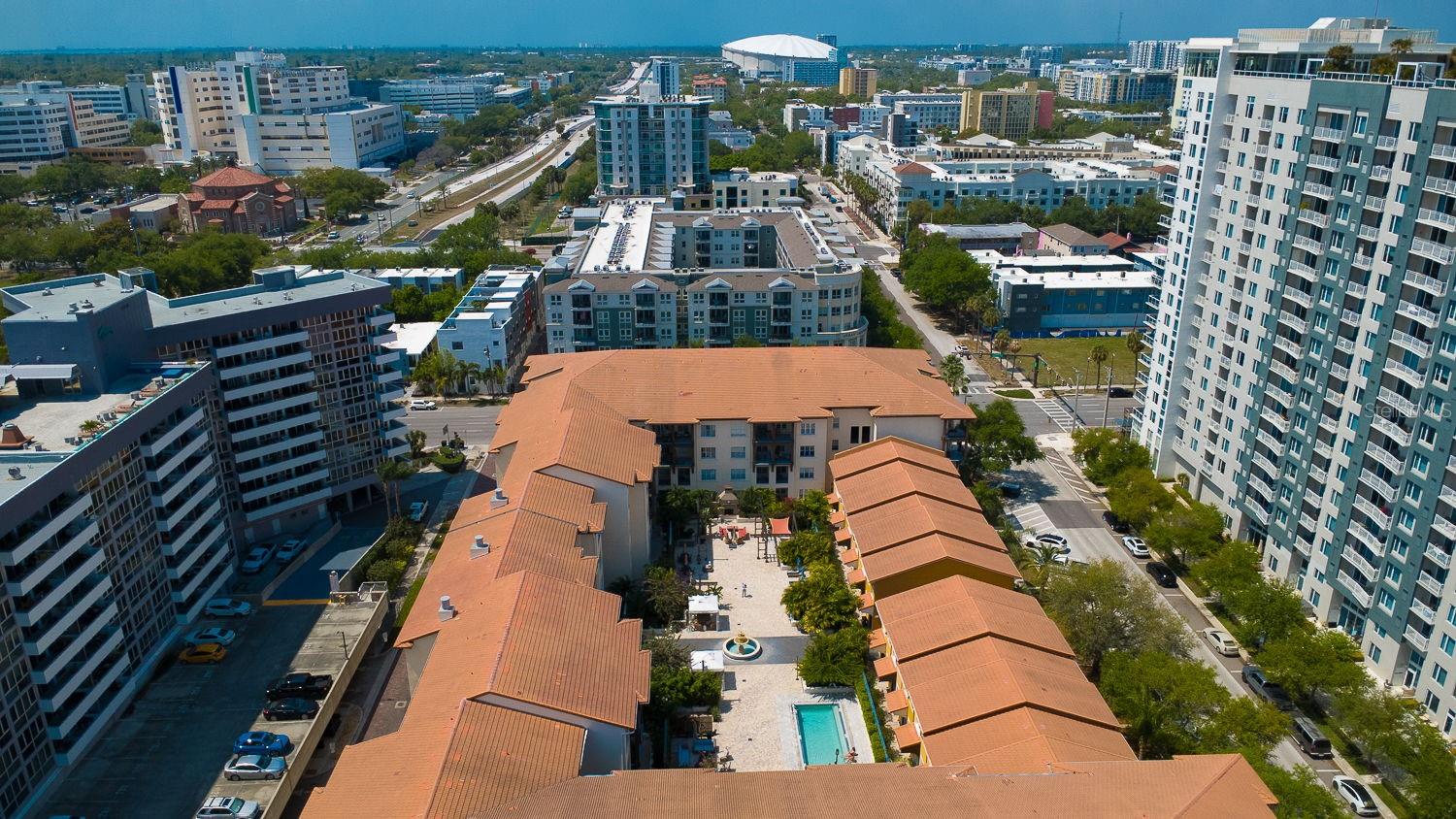 Image 22 of 74 For 200 4th Avenue S 229