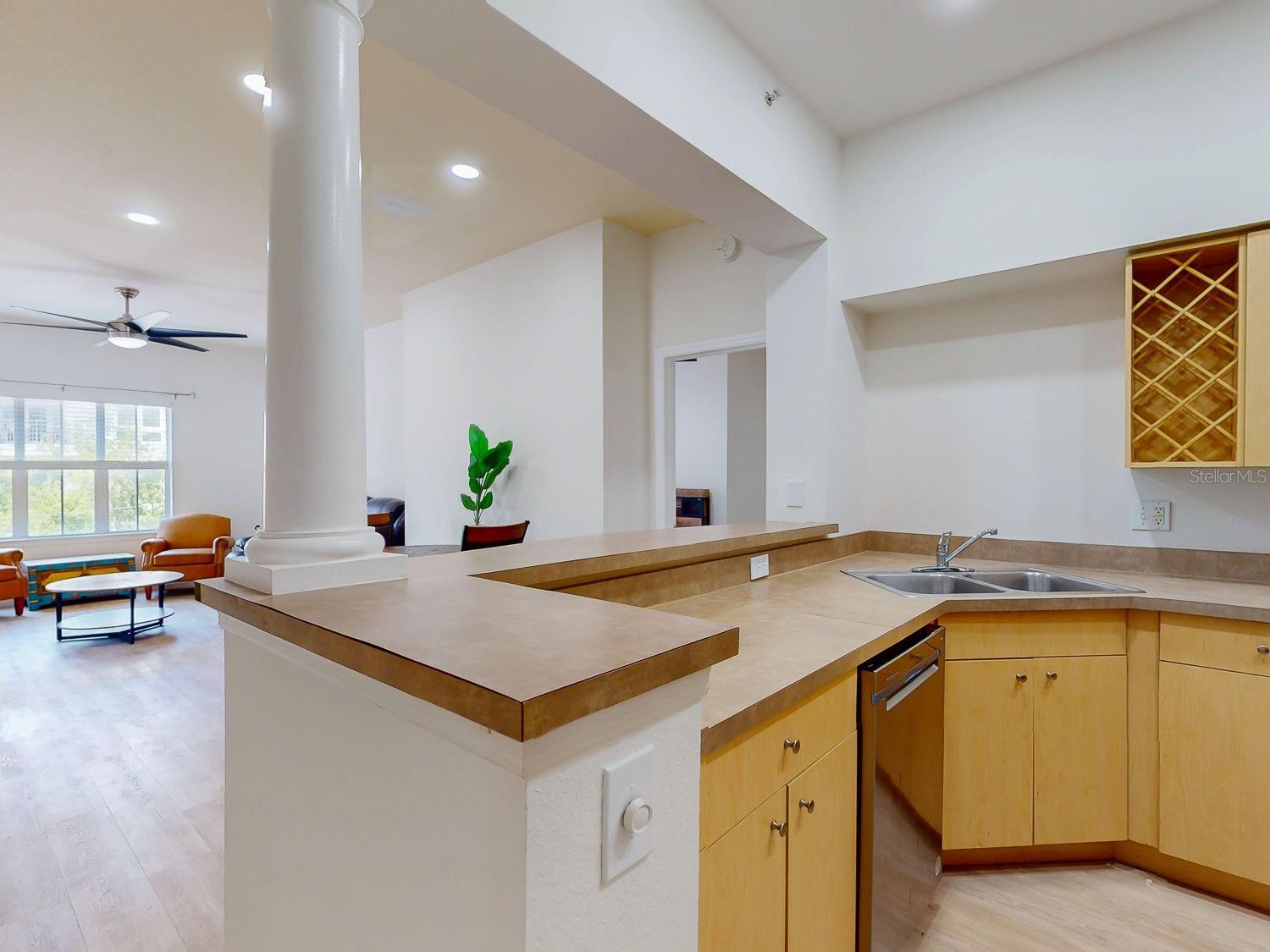 Image 31 of 74 For 200 4th Avenue S 229