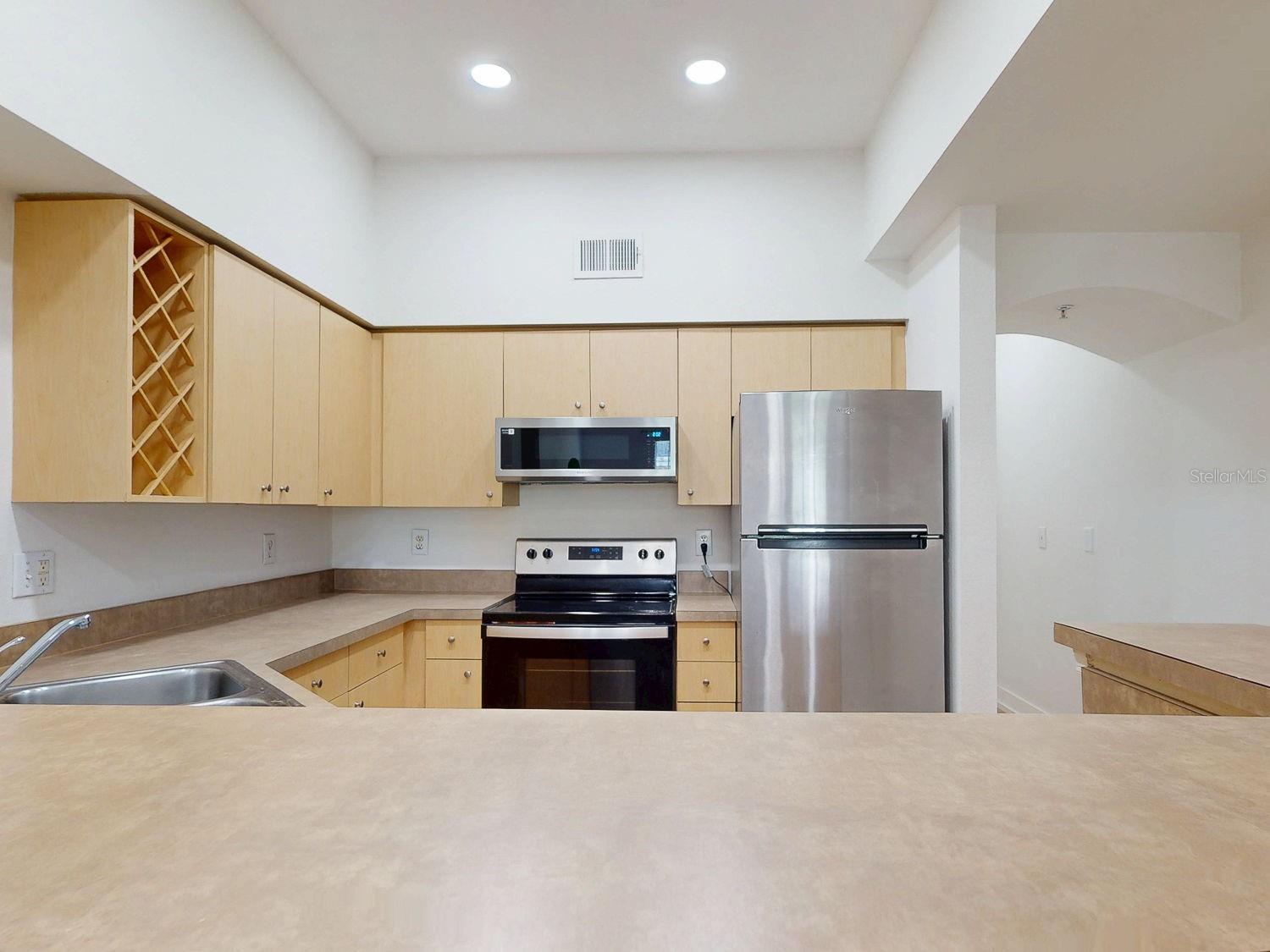 Image 35 of 74 For 200 4th Avenue S 229