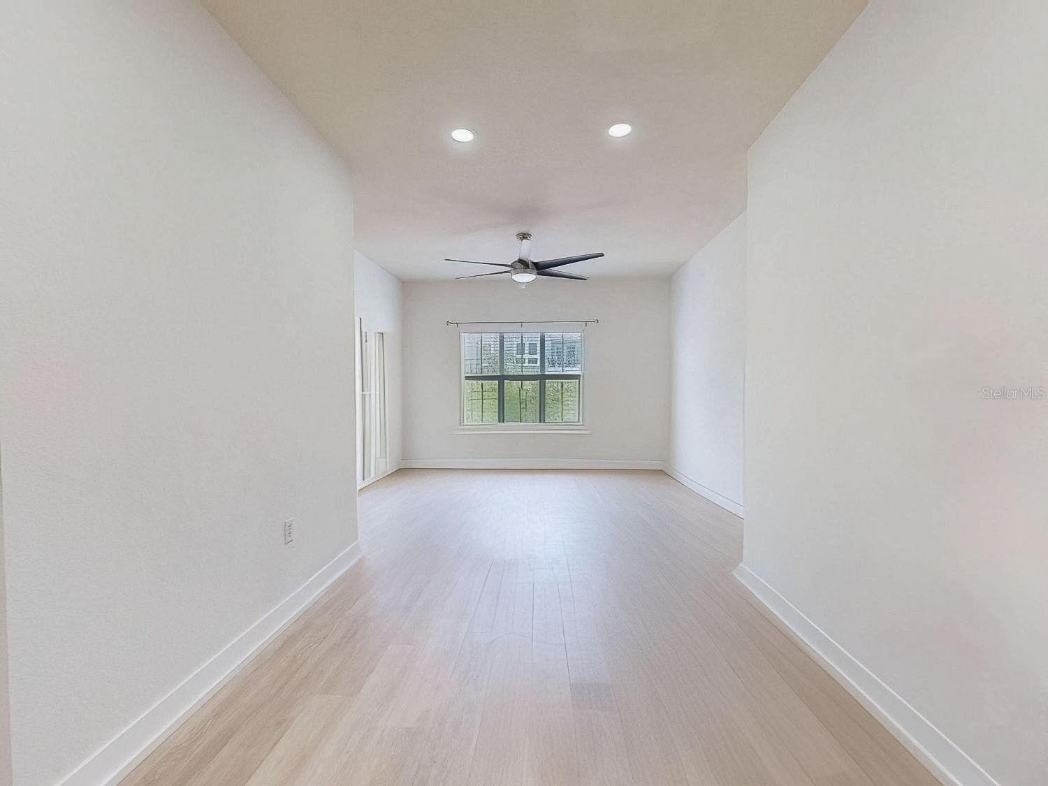 Image 41 of 74 For 200 4th Avenue S 229