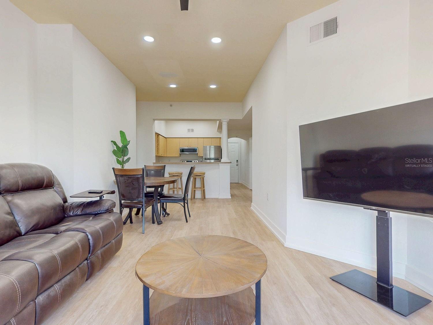 Image 46 of 74 For 200 4th Avenue S 229