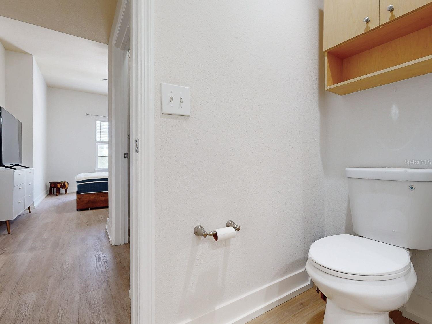 Image 51 of 74 For 200 4th Avenue S 229