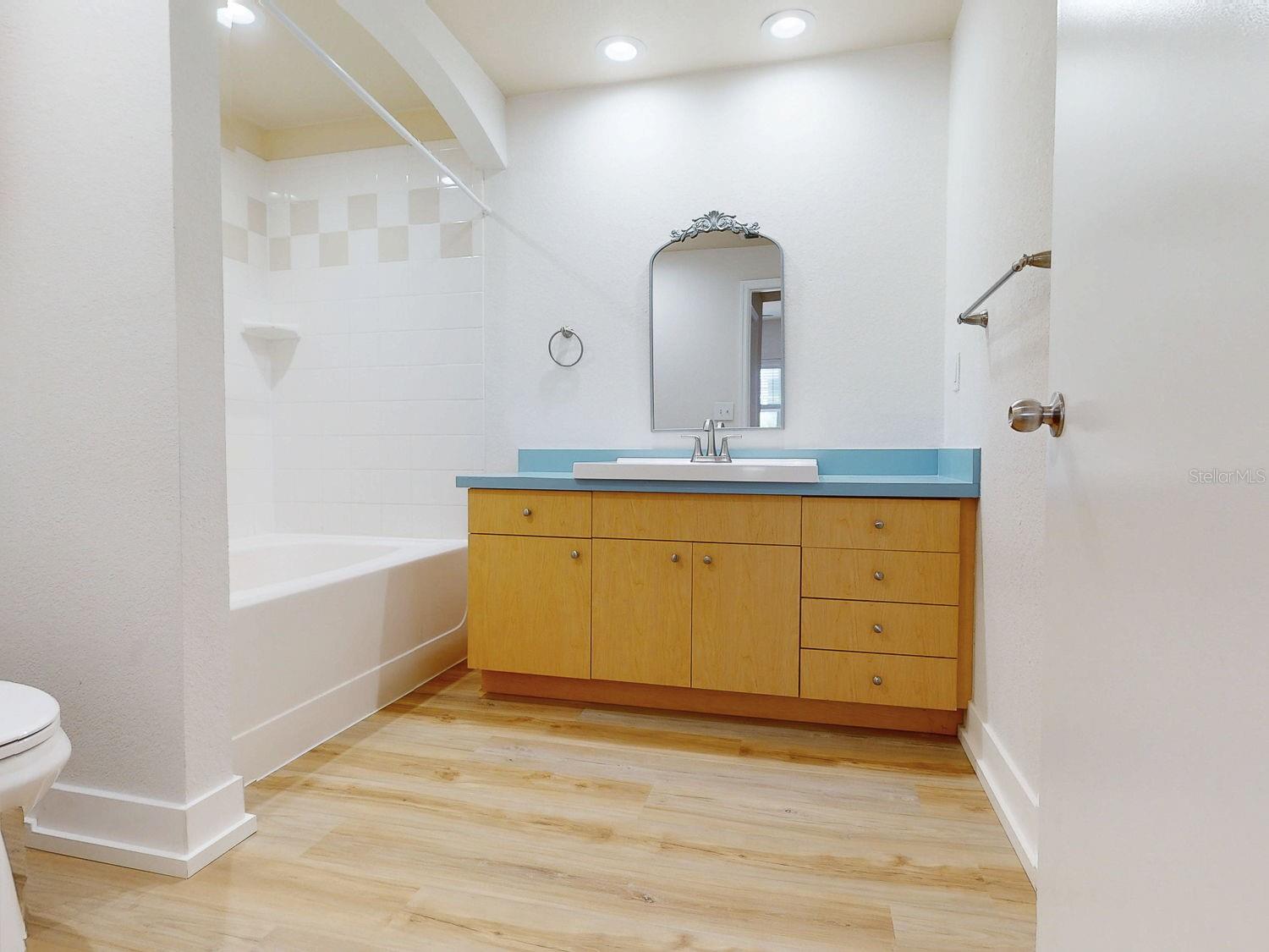 Image 55 of 74 For 200 4th Avenue S 229