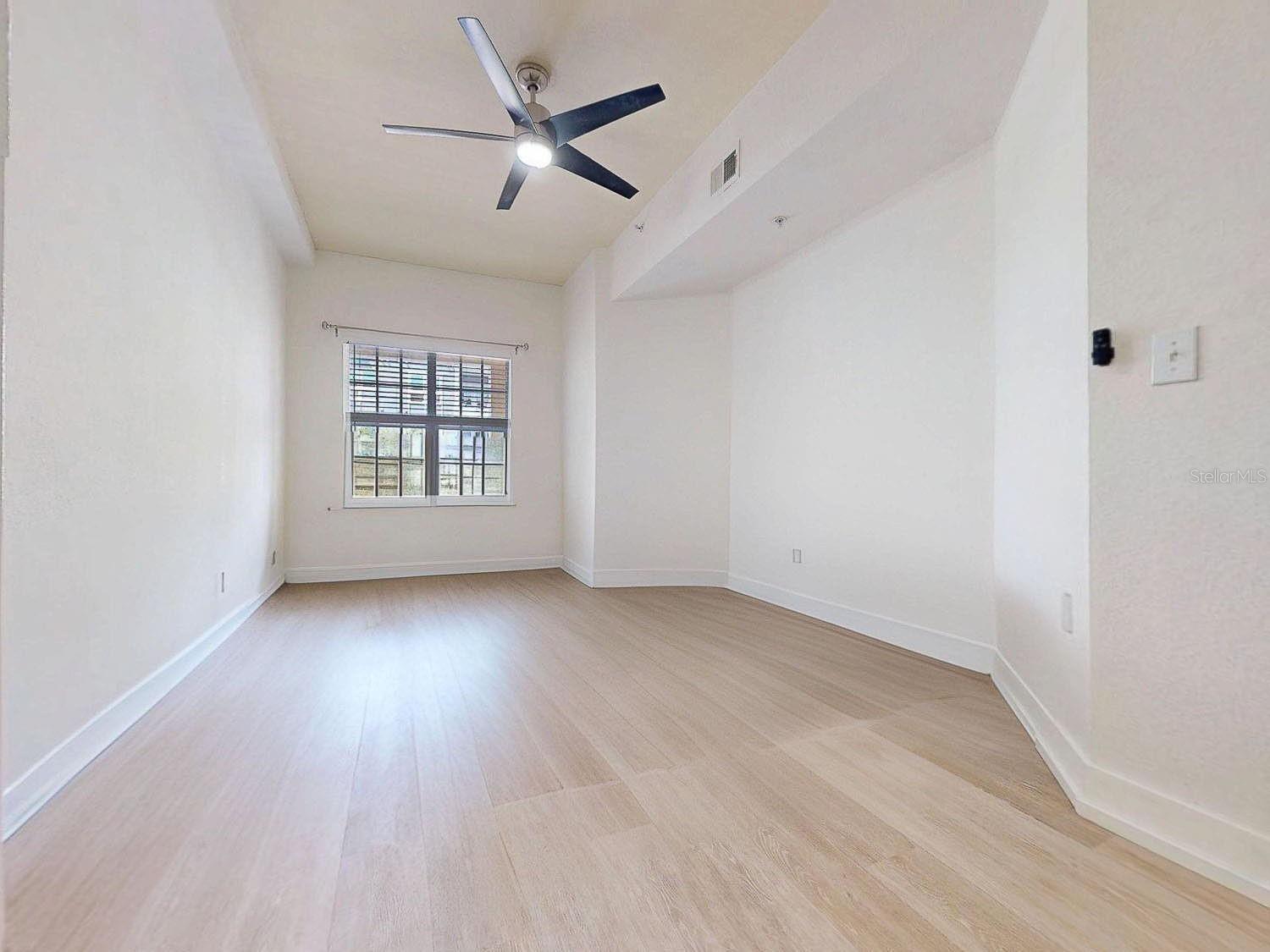 Image 60 of 74 For 200 4th Avenue S 229