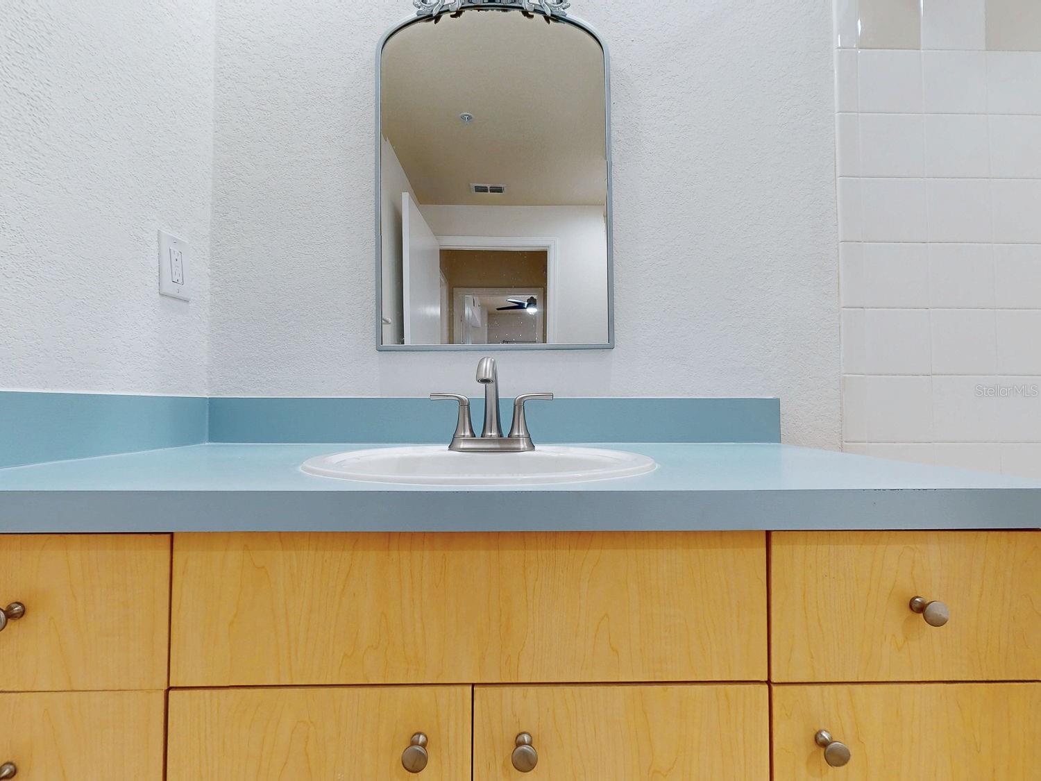 Image 71 of 74 For 200 4th Avenue S 229