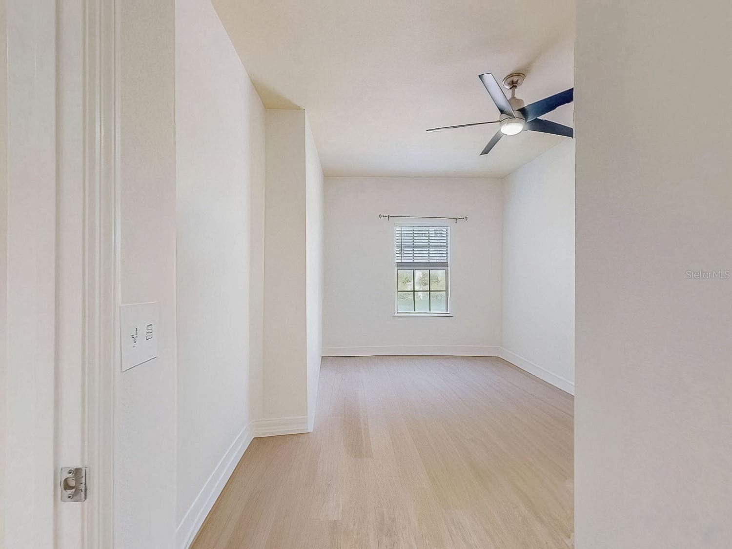 Image 72 of 74 For 200 4th Avenue S 229