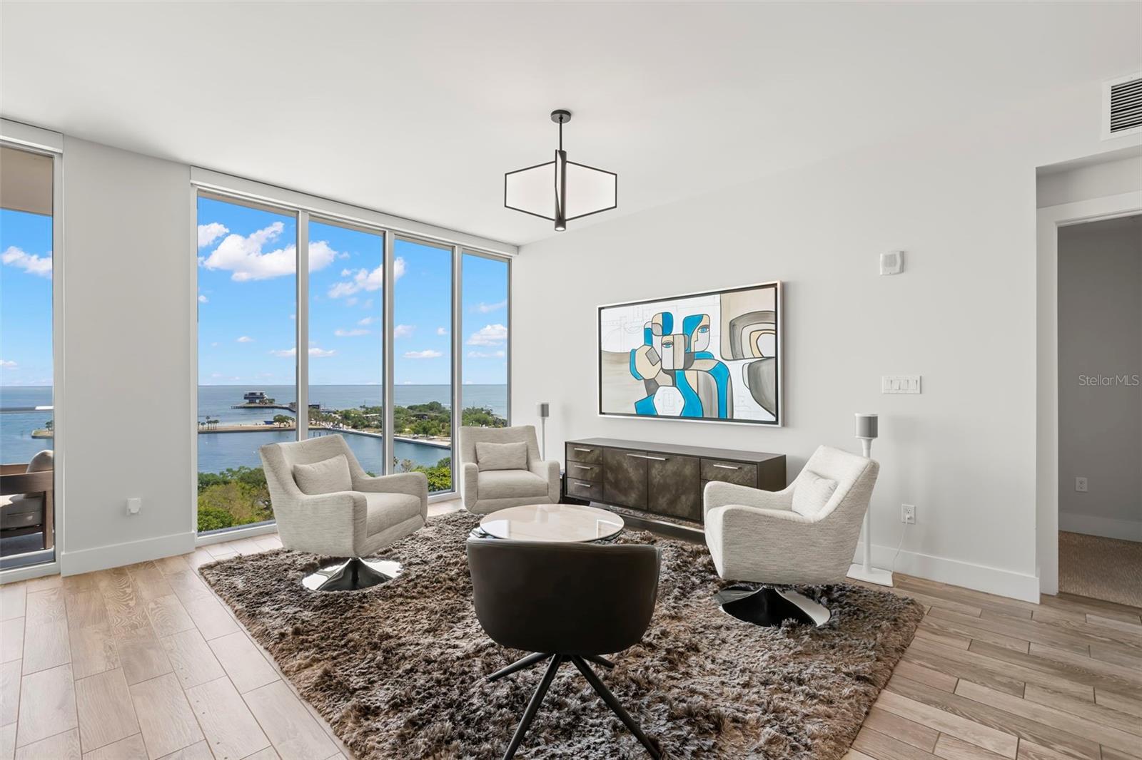 Image 11 of 65 For 176 4th Avenue Ne 1102