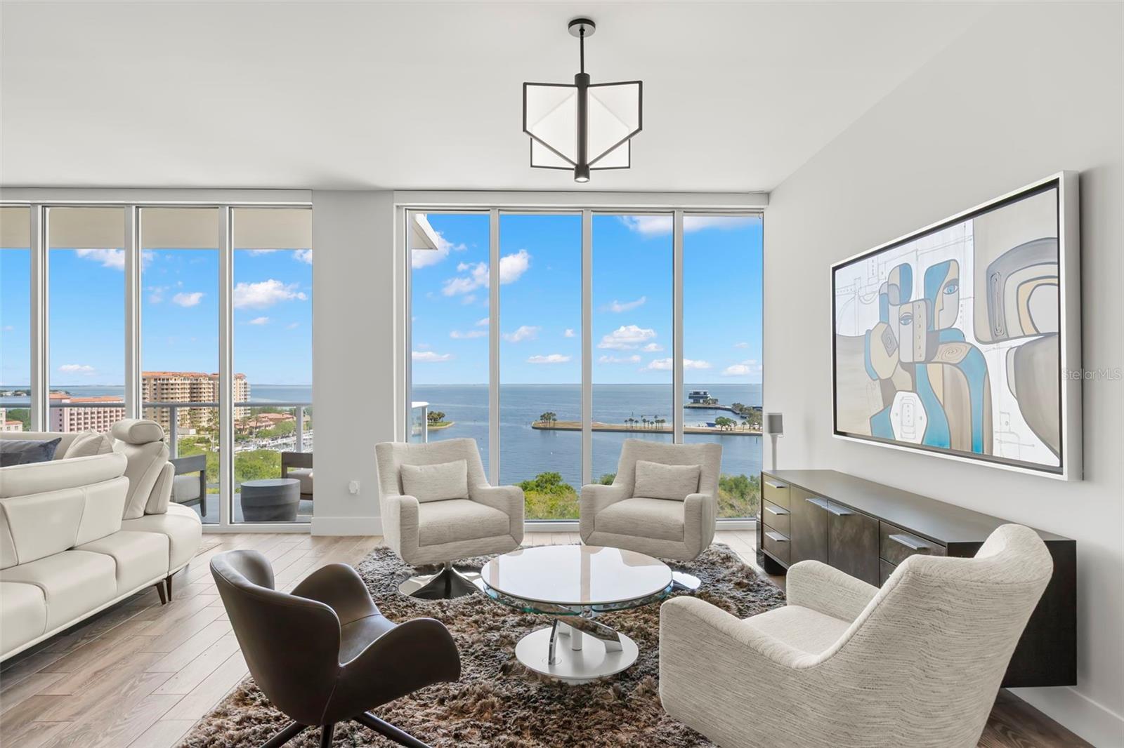 Image 13 of 65 For 176 4th Avenue Ne 1102