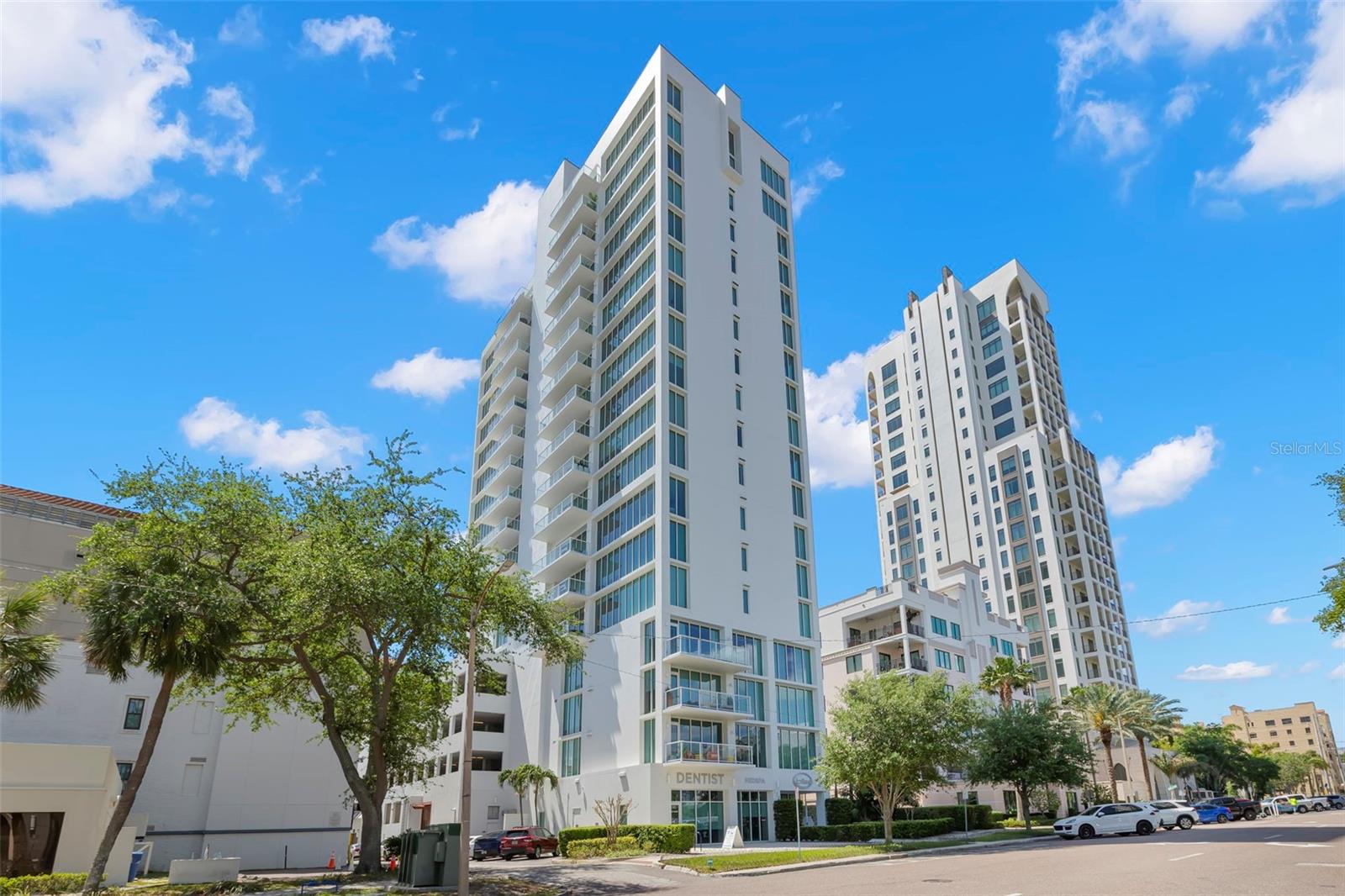 Image 2 of 65 For 176 4th Avenue Ne 1102