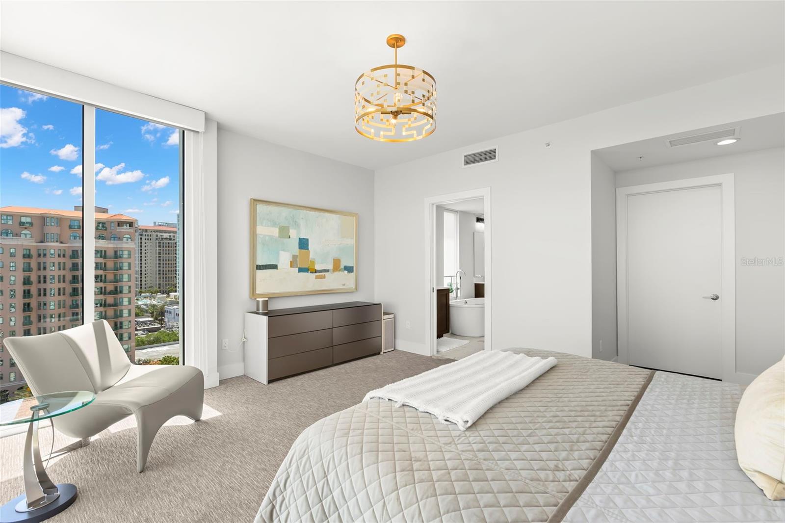 Image 25 of 65 For 176 4th Avenue Ne 1102