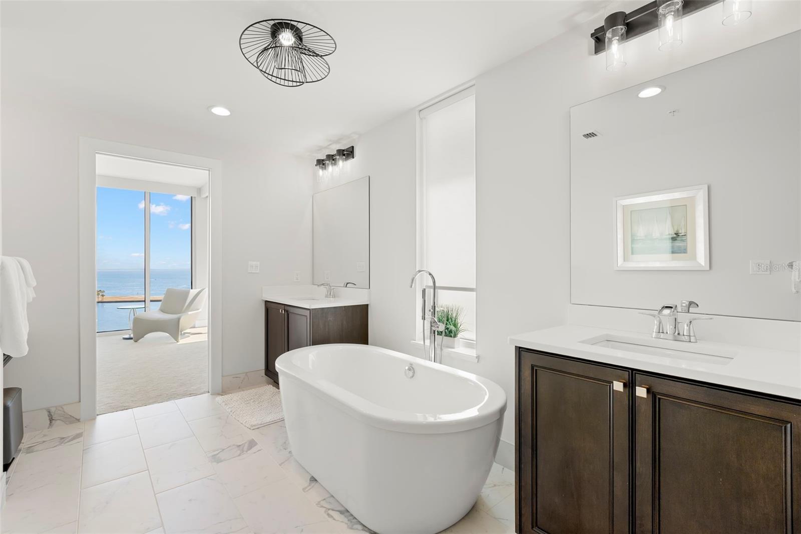 Image 29 of 65 For 176 4th Avenue Ne 1102