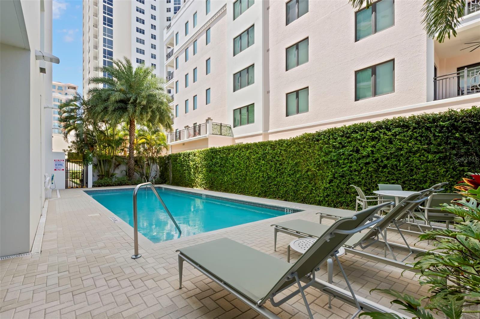 Image 49 of 65 For 176 4th Avenue Ne 1102