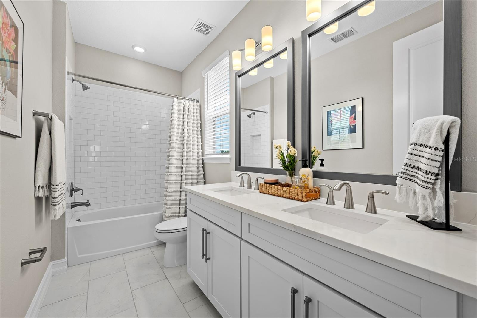 Image 28 of 50 For 6009 Marsh Trail Drive