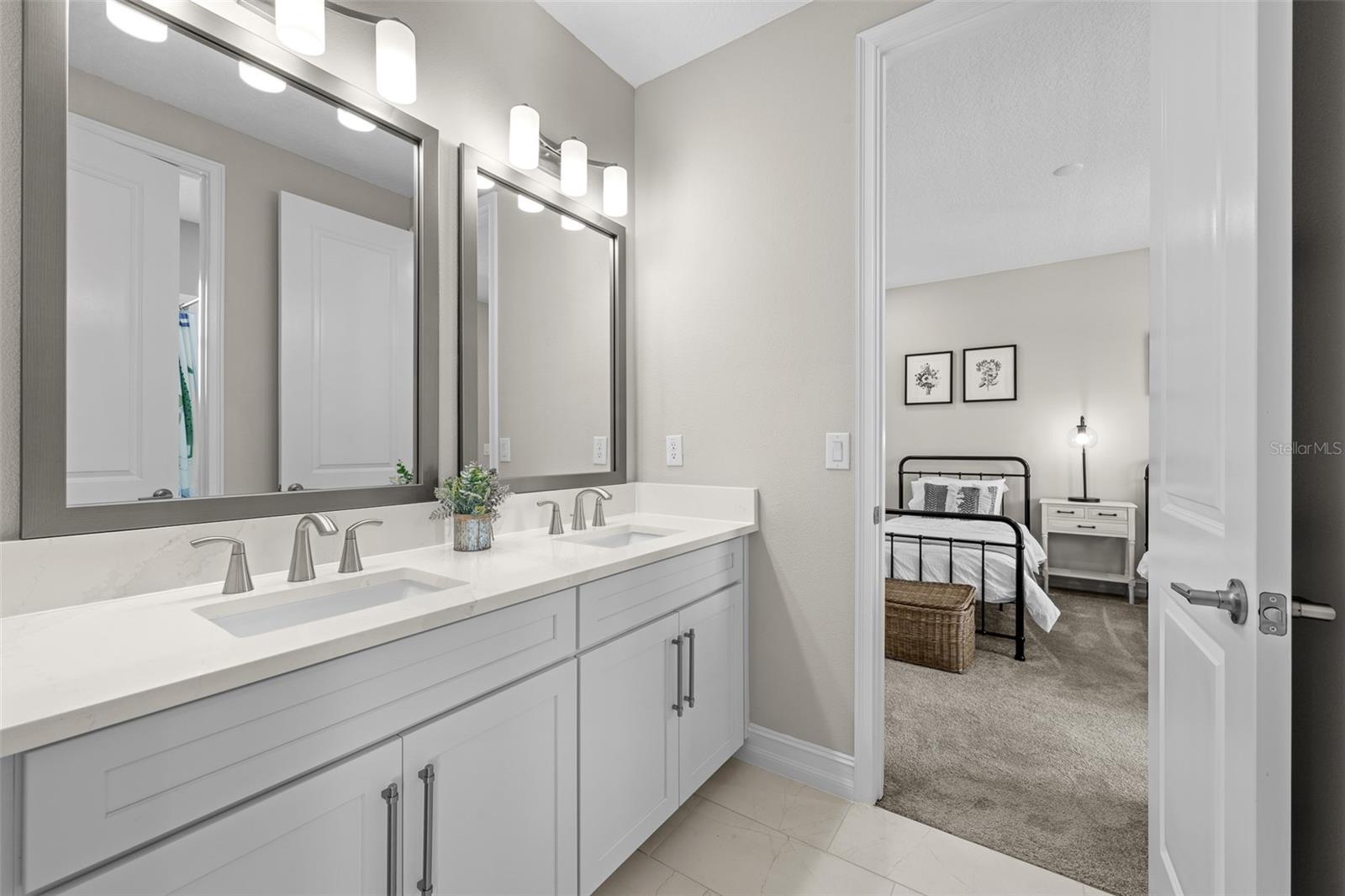 Image 31 of 50 For 6009 Marsh Trail Drive