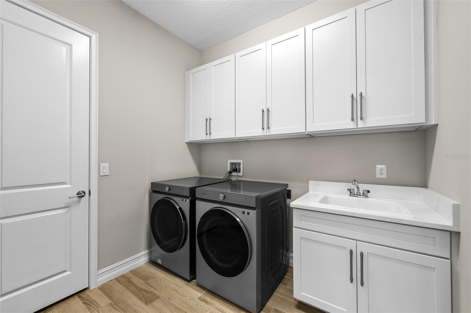 Image 36 of 50 For 6009 Marsh Trail Drive