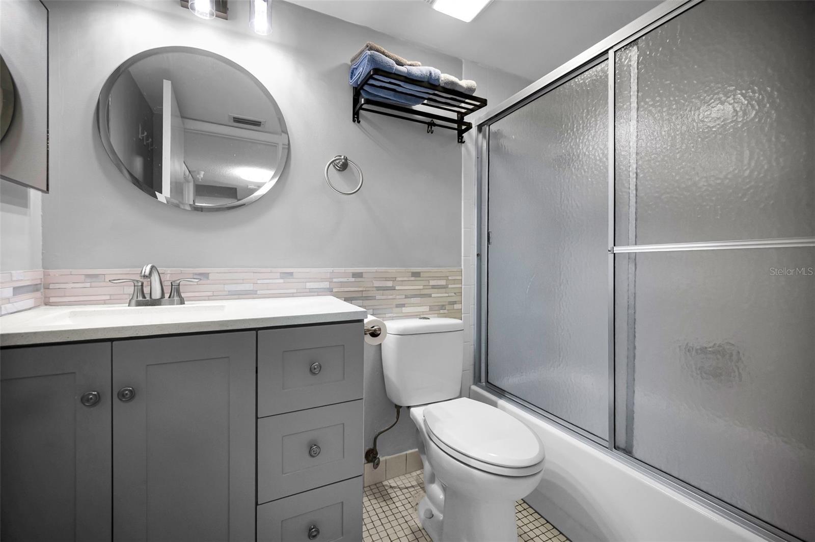 Image 49 of 71 For 18325 Gulf Boulevard 308