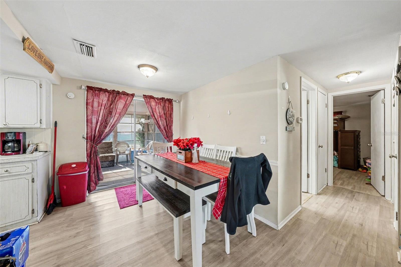 Image 11 of 19 For 2927 Finch Drive