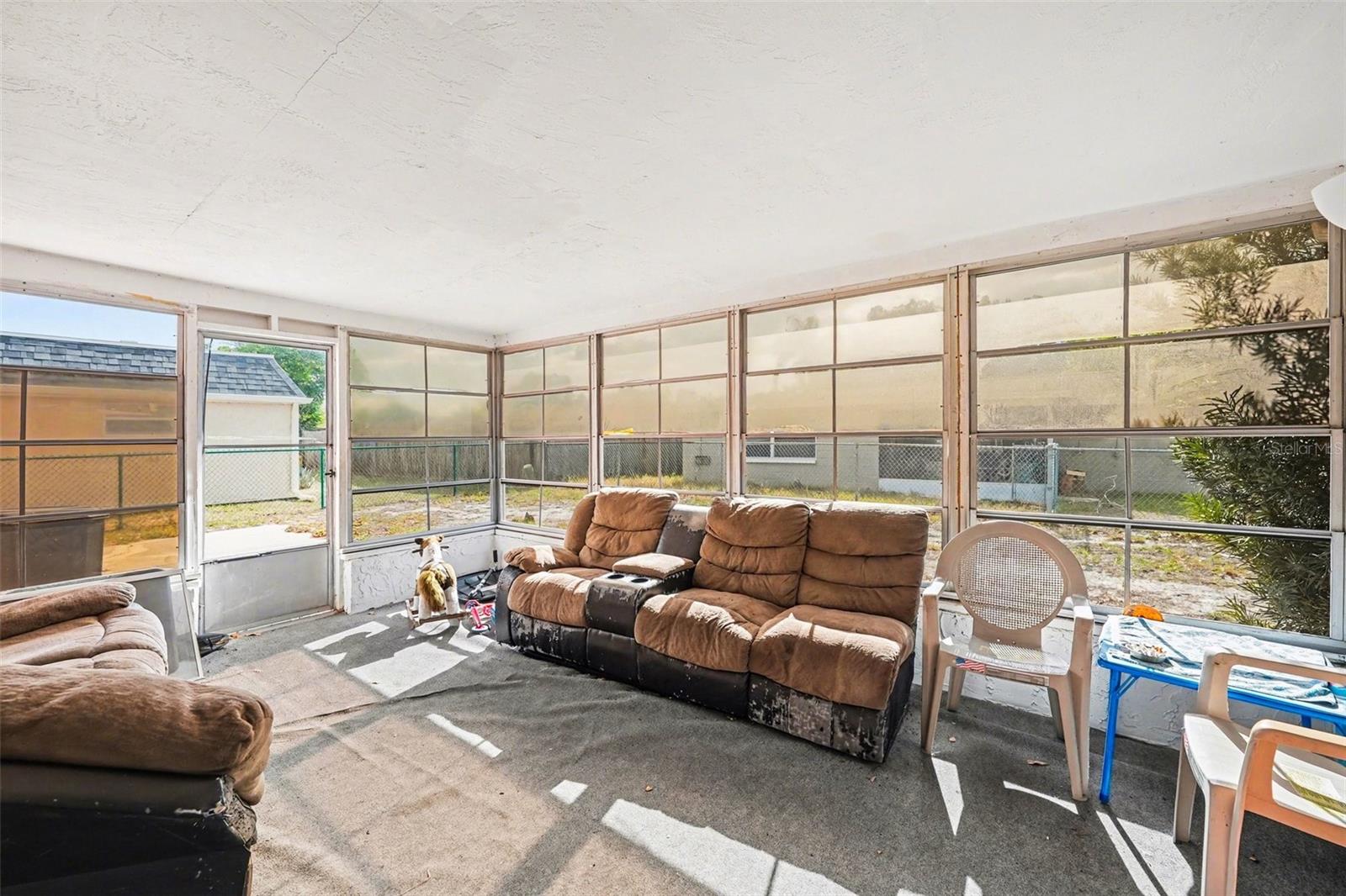 Image 16 of 19 For 2927 Finch Drive