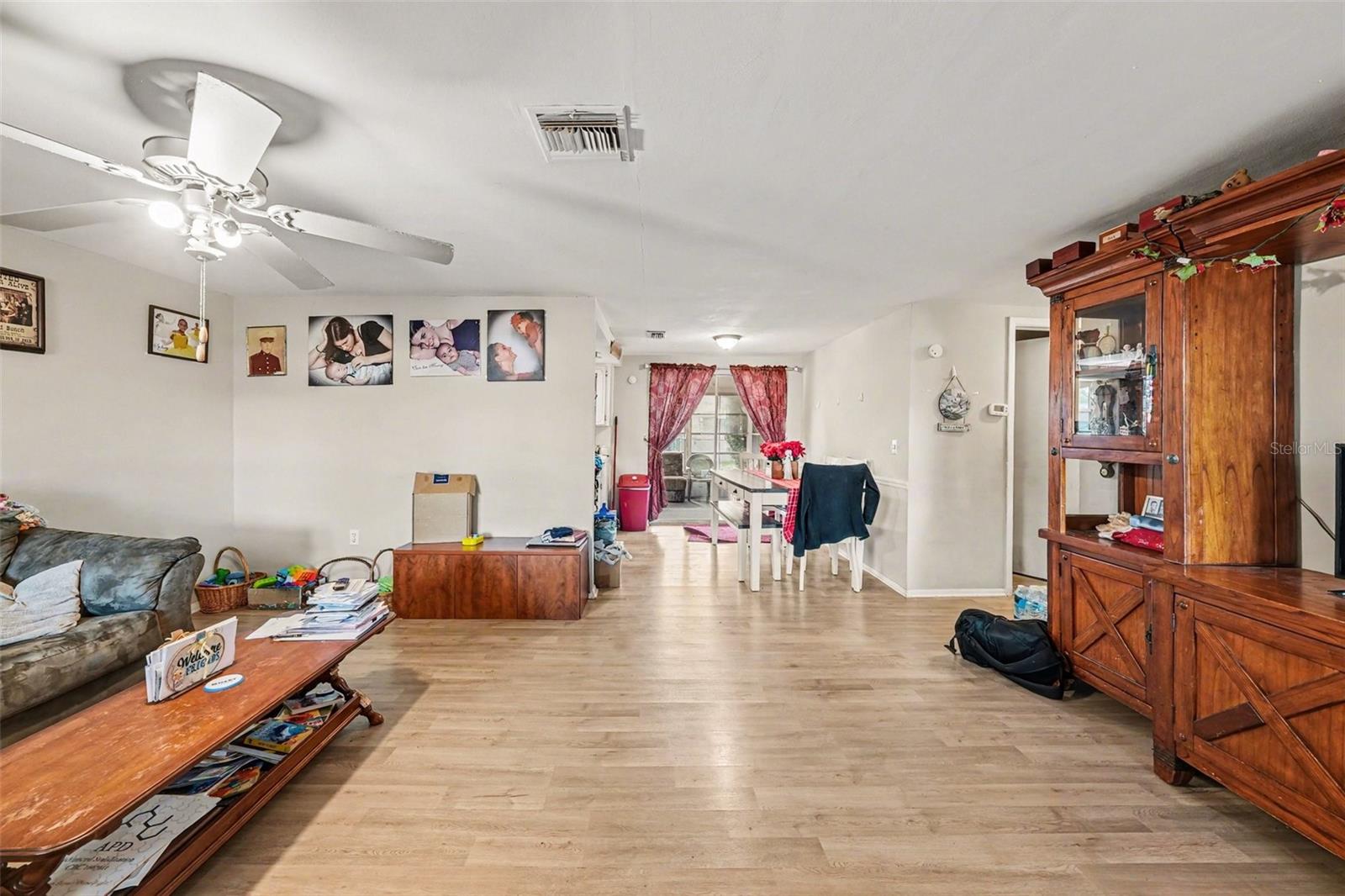 Image 7 of 19 For 2927 Finch Drive